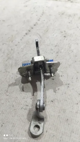 Limitador De Porta Traseira Esquerda Renault Sandero 011/014