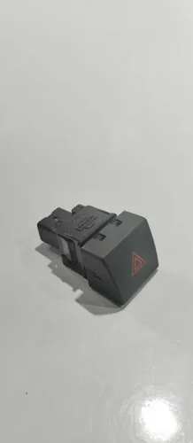 Botão Pisca Alerta Nissan Sentra 2.0 Automático 2017 Preto