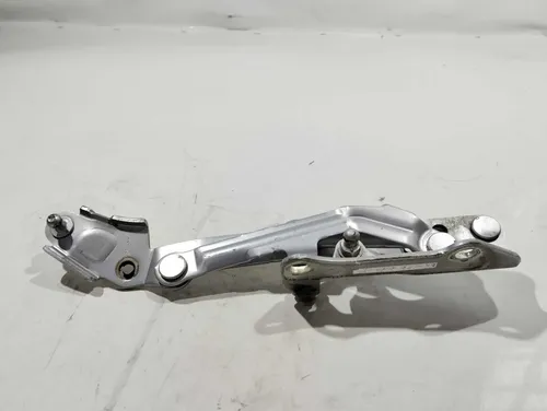 Dobradiça Direita Da Tampa Traseira Mitsubishi Lancer 2014