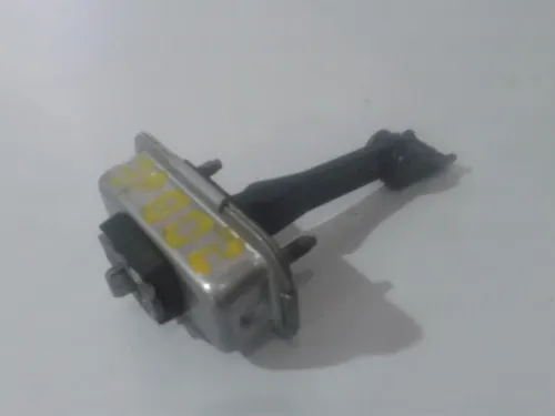 Limitador Porta Dianteira Esquerda Peugeot 208 2015