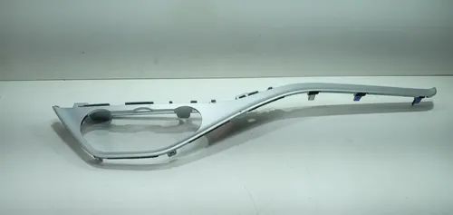 Moldura Acabamento Comando De Ar Kia Picanto 2013 847351y000 Prateado