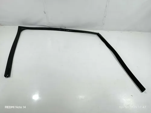 Guia D Vidro Dianteiro Esquerdo Discovery Sport Sd4 Hse 2016 Preto