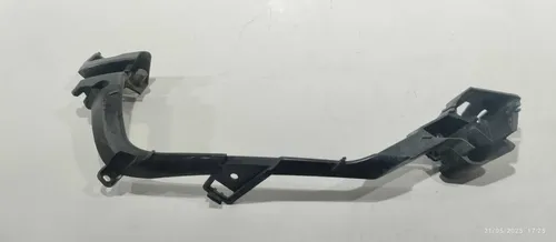 Suporte Do Farol De Neblina Direito Volvo Xc9 2016/2019 Preto