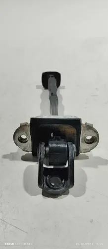 Limitador De Porta Traseiro Direito Ka 1.0 3cc 85cv 2015